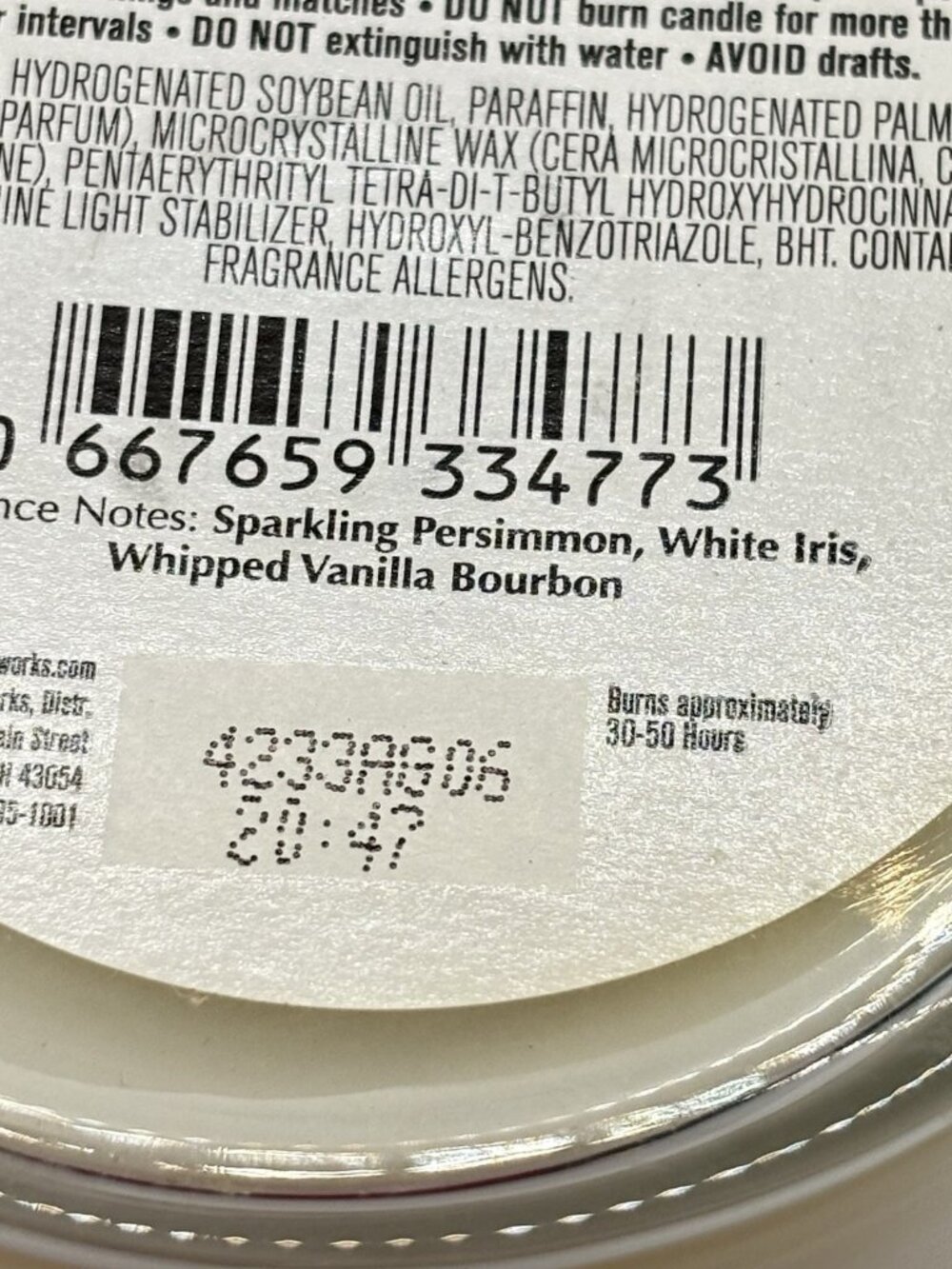 Bath & Body Works Magic In The Air Single Wick Candle Christmas Iris Snow 8oz - Picture 3 of 6